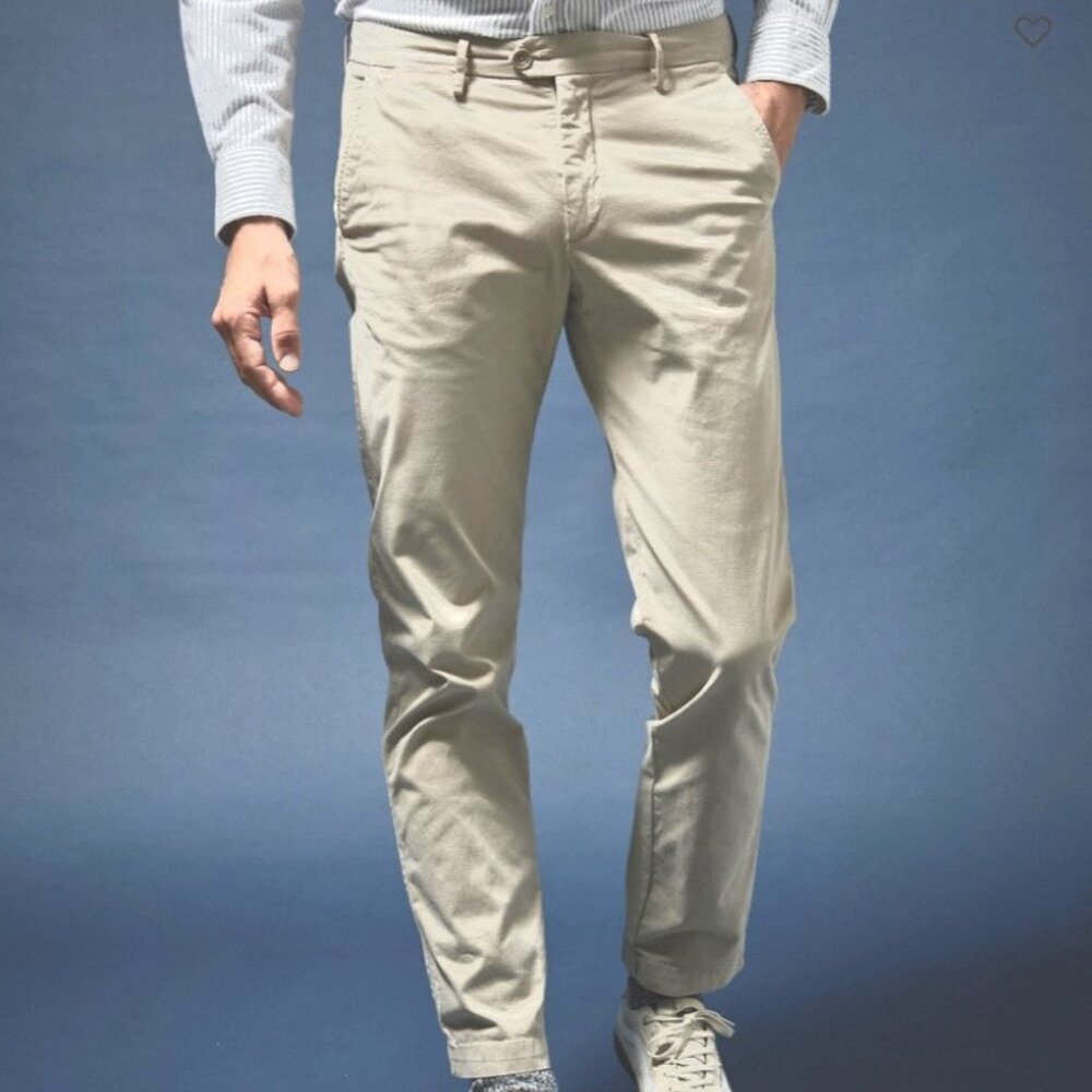 Woven Pant by Hartford